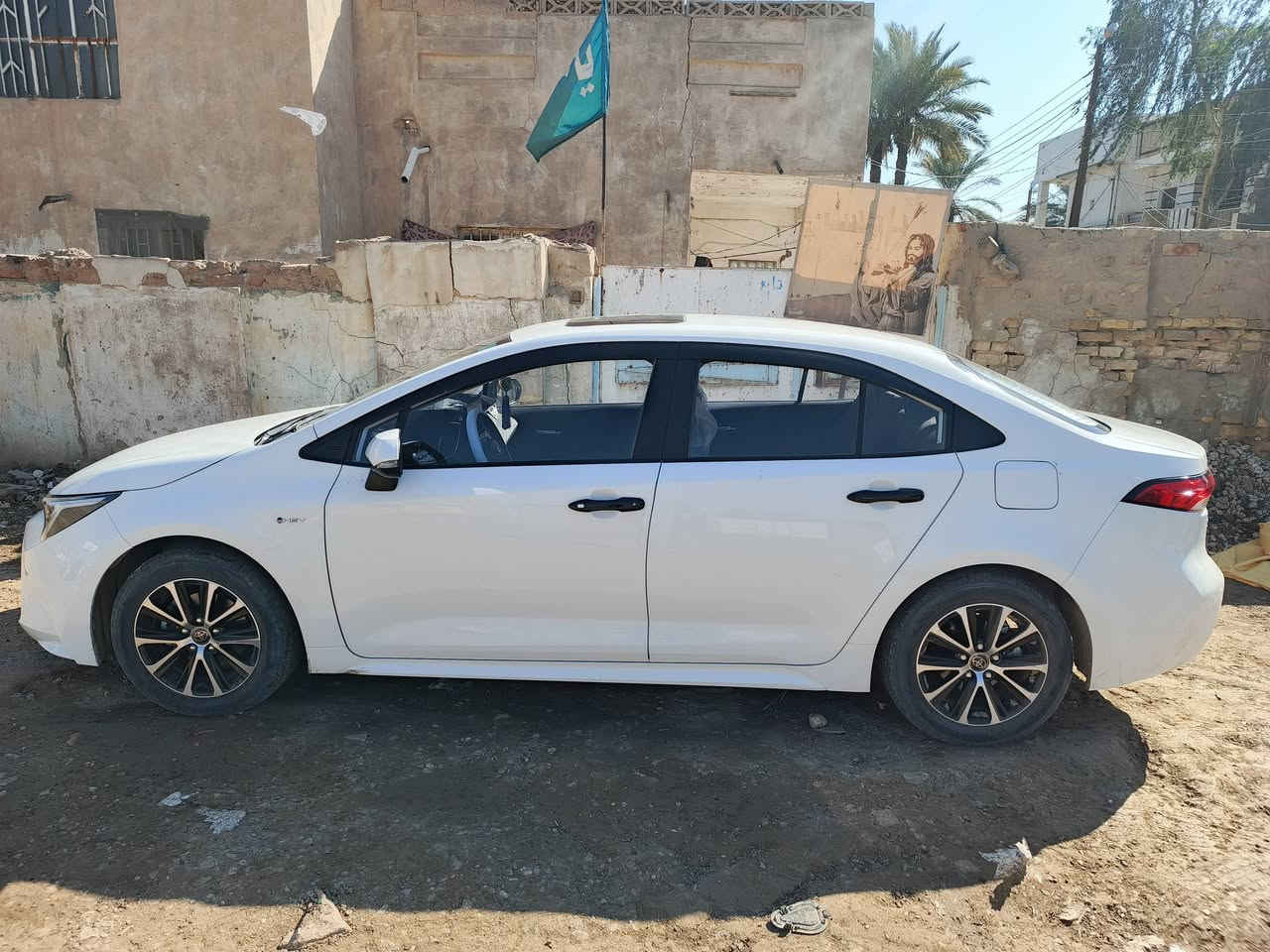 كورلا هايبر مدير 2025 فول موصفات ماشي 8تالف محرك 1800السعر 170 بي مجال بسيط مكان بابل حله رقم ***********
