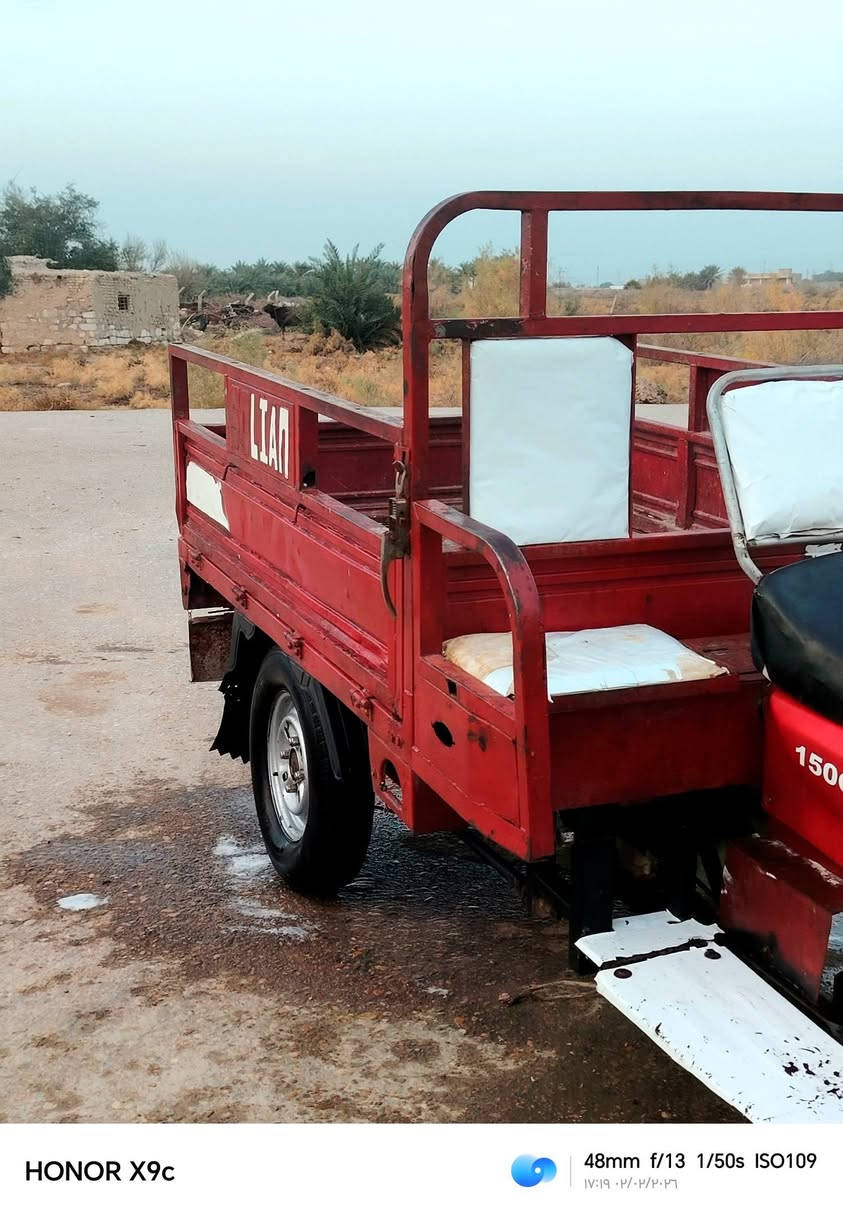 السلام عليكم ستوته للبيع موديل 2013 مكينه جديدة ما مفتوحة واكسل جديد اوراق اصولي العنوان ميسان قلعه صالح: ***********
