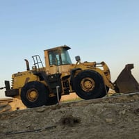 كوماتسو شفل • ٤٢٠ • محرك جديد