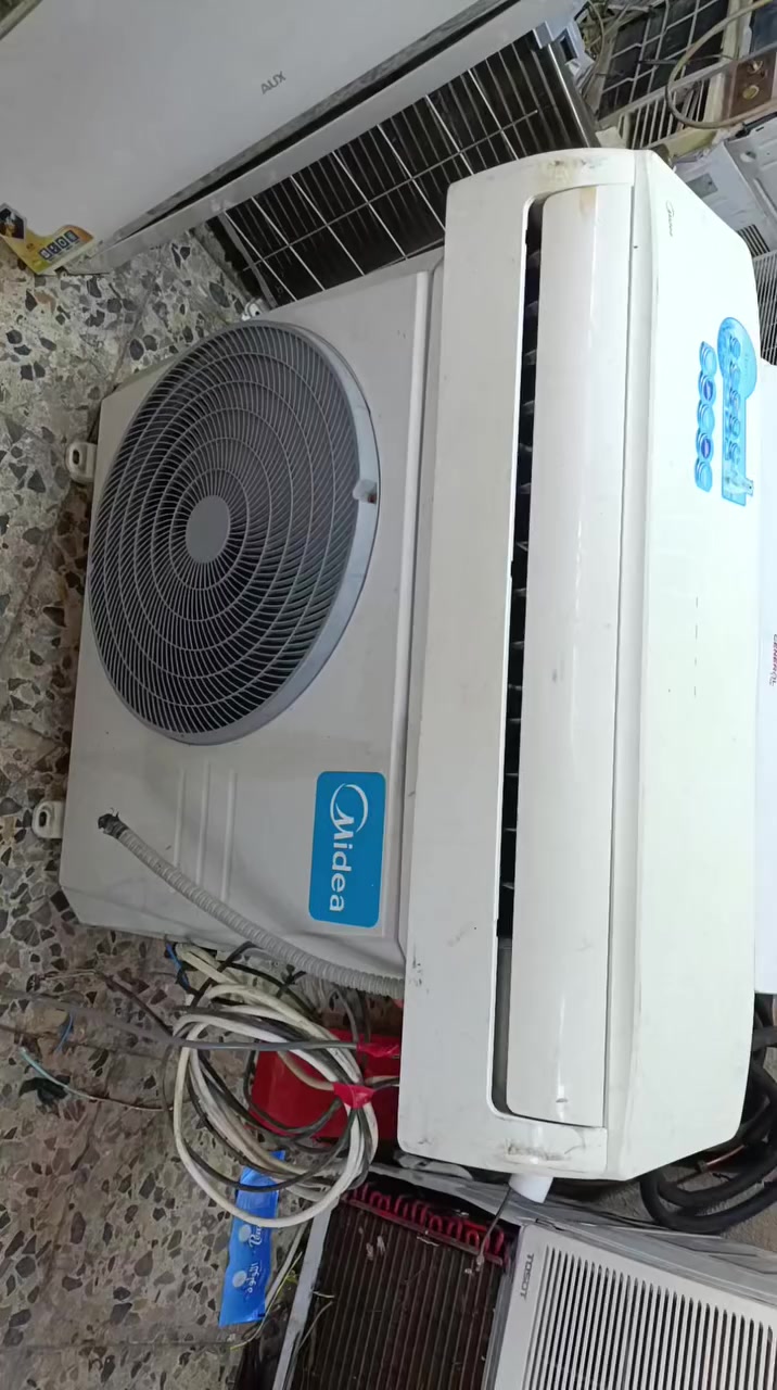 السلام عليكم شباب سبالت طنين ميديا بلادي وجني رال بلادي كامل جيب وشد كل ملحقاته  كامله مكاني الحسينيه راشديه هاذ رقمي *********** سعر واحد 325 قفل
