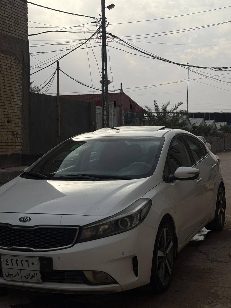 للبيع كيا سيراتو موديل 2018  فول مواصفات رقم اربيل  تريد وكاله او مداور سنويه نافذه سياره بيها ربع باب صبغ فقط والباقي مكفول السعر 145وبيها مجال بسيط مكان النجف للاستفسار الاتصال بالرقم ***********
