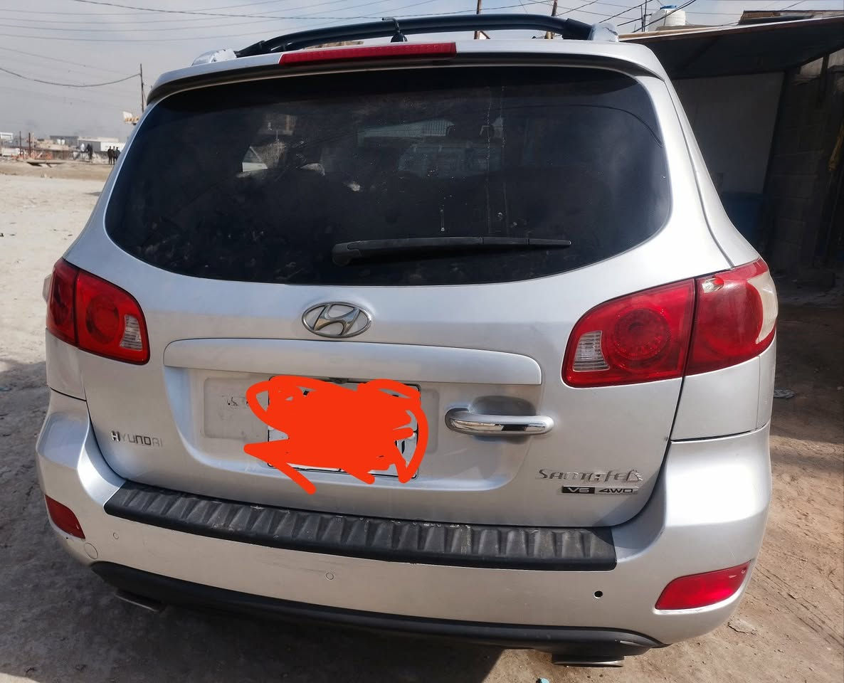 سنتافي 2009 بلادي خليجي بانزين اصل
تحكم استيرن  فتحه   كرسي كهربائي 
ادولت كصه وحده امتوم كامل
ملاحضه السياره بيه منضومه غاز انسه صرف
السعر 58 ورقه امراوس ترهم 
النترا سوناتا اوبتما
بغداد ***********
