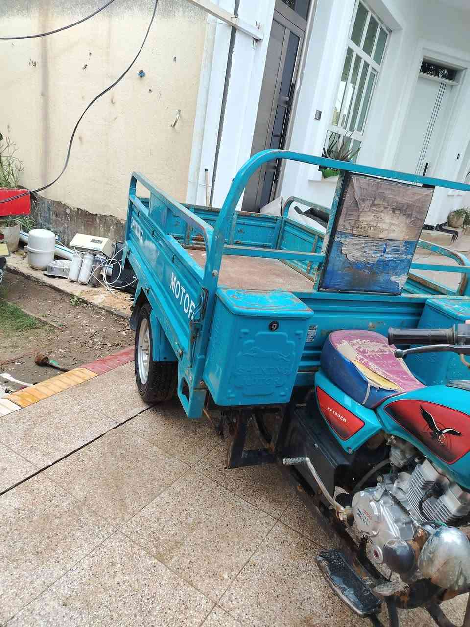 سلام عليكم ستوته ٢٣نضيفه كفاله من كلشي اورق اصولي شرط الامكاتبه بيه شويه ترتيبات بصيطه عوزه بمليون وستميه وبيه مجال رقم *********** مكان بابل الحمزه الغربي
