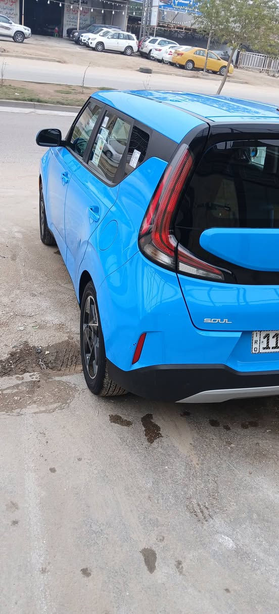 السلام عليكم
صول موديل 2023
السعر 170 وبيها مجال 

السياره جديده فول مواصفات فتحه بصمه شاشه جبير 

كربلاء المقدسه  السياره مكينه 2000دوش 

ماشيه 11 آلاف بسمي الاستفسار ***********
