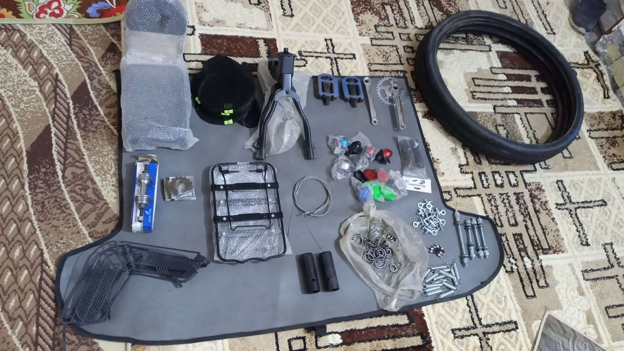 السلام عليكم غراض للبيع اسعار مناسبة   كلمن وسعرة 
العنوان نهايت حي الشهداء للتواصل ***********

