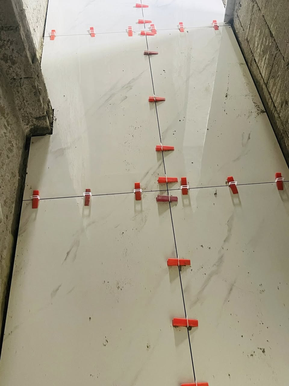 سلام عليكم شغل جدران وارضيات

وكوبلنات شغل فوول الاسعار مذكورة متفرغ الاحد

60*60.      4500

30*60.       4500

80*80 و30*90.   5000

120*60.      8000

***********

***********
