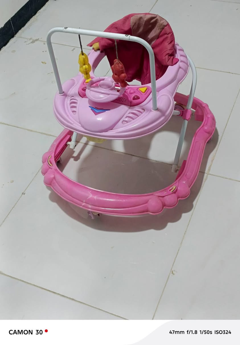 السلام متاح كاروك سعره 50 ويصير جربايه بنفس الوقت وحجله سعر 15  مستخدمات شي قليل مكاني حله نادر الثالثه الي يريدهن بخدمته الخاص مفتوح وهذا رقمي ***********
