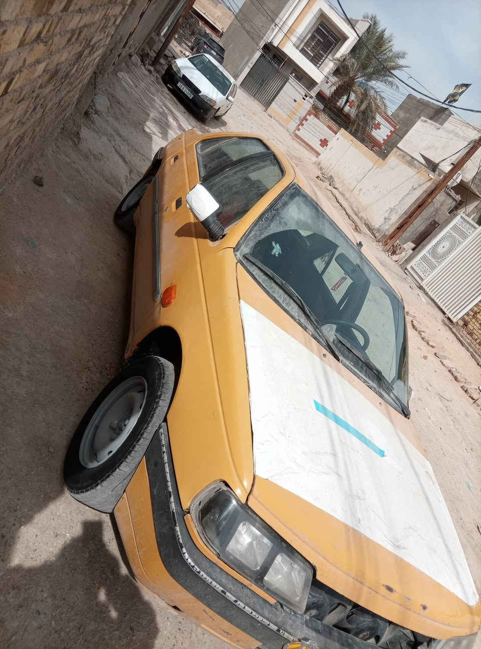 سلام عليكم بيجو ربعميه وخمسه سياره ماعايزه من كرابايات كله شغاله مابيه اي نقص سياره البيع رايده 27 وبيه مجال مكان سياره حله حي العسكري متواجد عل واتساب وهاذه رقمي ***********
