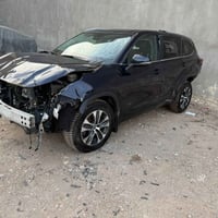 للبيع   هايلاندر عل حادثه تشتغل وتمشي دخول جديد موديل 2023 عنوان بغداد...