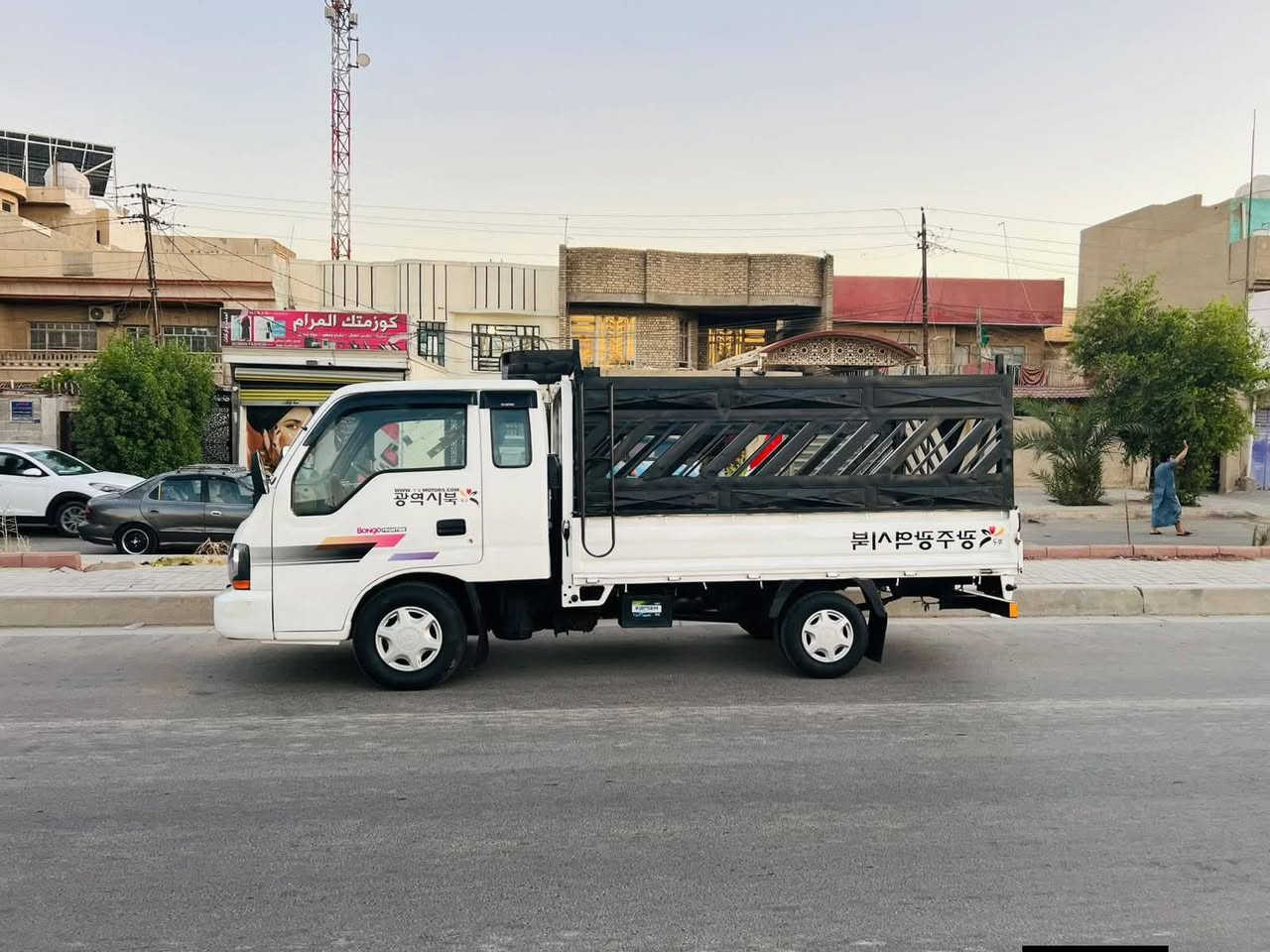الله سلام عليكم كيا أم عيون موديل 2002 رقم ديالى الماني سنوية عظم عاج تحويل مباشرة سيارة مصبوقه حزام الجمالية فقط مكينةكير أكسن شاصي ورقم الشاصي كفالة عامة تخدم تاير صدر أمام وخلفي كله جديد كهربائيات كلها كلها جاهزة دوشة جديدة جاه السيارة مال جناي السعر 75 وبها مجال شراي سكن بغداد مدينة الصدر منطقة الشماعية قرب مدارس بغداد رقم الهاتف ‏‪***********‬‏ اتصل عالفيس ما موجود WhatsApp ما موجود رجاء بدون إحراج
