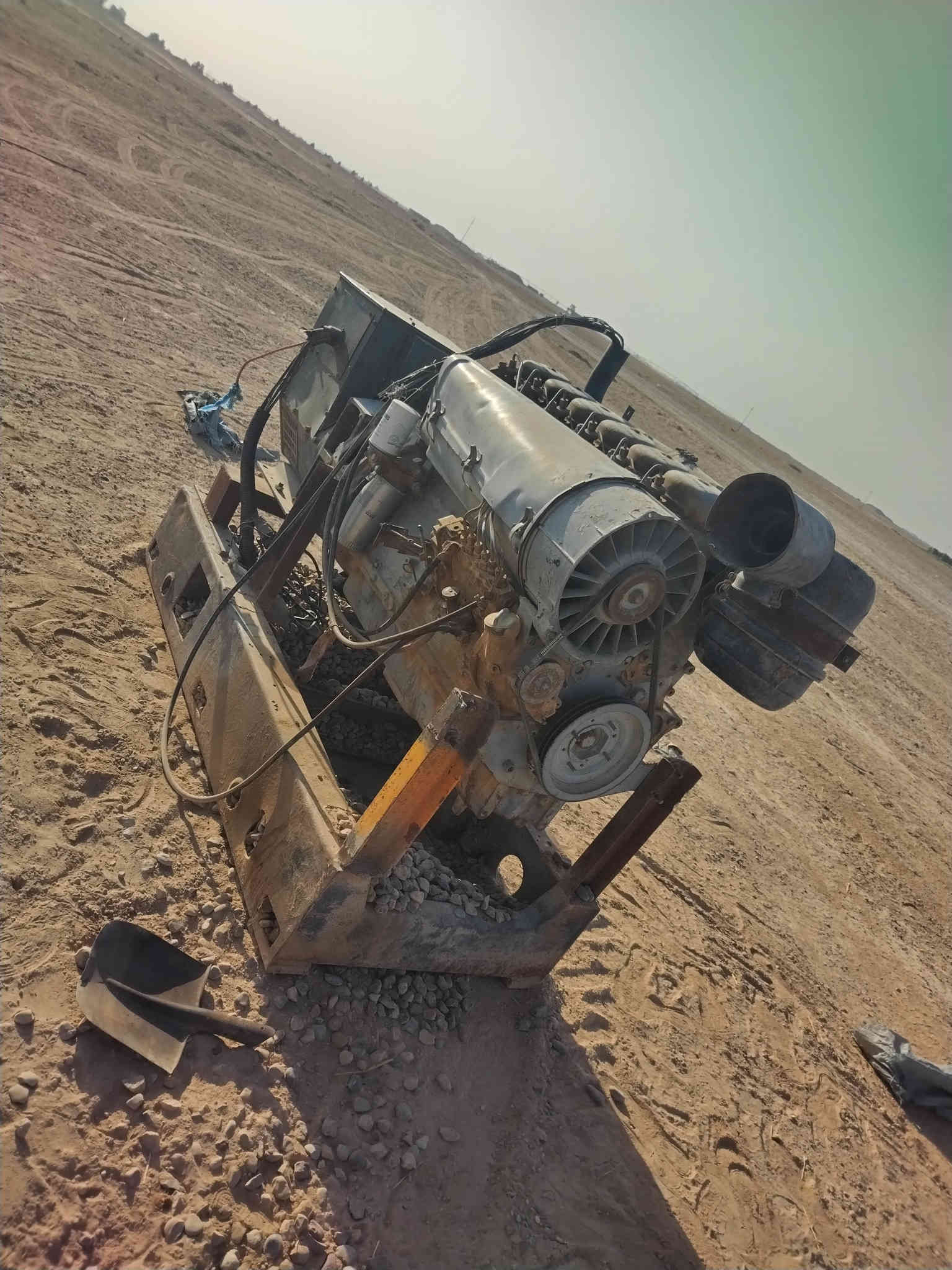 السلام عليكم ورحمة مولد للبيع دويز الماني ٦بستم راس توليد ٦٠ كيفي سطانفور انكليزي  مولد شغال نكره سلف الاتنقيص ولاتبخير مجفت جديد نفض نكره سلف السعر ٣٥ ورقة جاهز المكان الصقلاويه الهاتف *********** ***********
