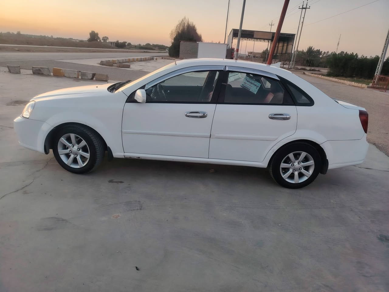 السلام عليكم اوبتره خليجي للبيع موديل 2012 الشركه العامه السياره بيهه قطعه صبغ رقم بغداد دولي سنويه وهزه جديده لل٣١ كير مكينه حداديه تخم تاير كهربائيات كلها شغاله السياره احله من الصور تدفئه تبريد شرط التحويل السياره خير من الله مانقصهه ولابرغي رجاءا أقره المنشور يله تخابر خاص ما اجاوب السعر 72 الشراي يتصل رقم الهاتف ***********
