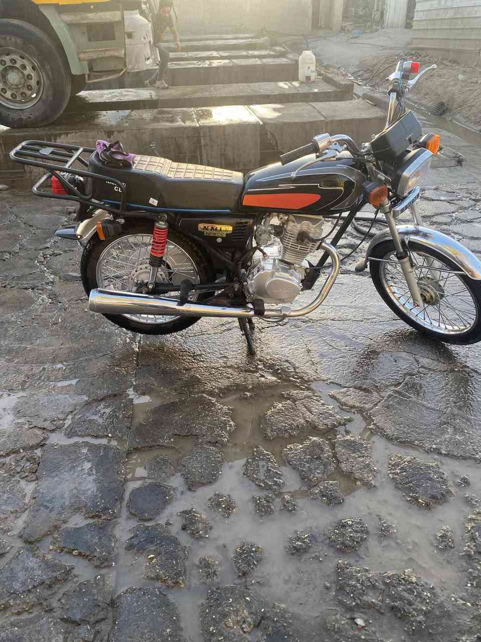 سلام عليكم شباب دراجه نامه للبيع السعر خاص او ع رقم***********
