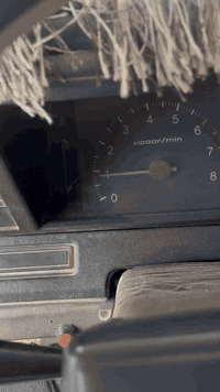 السلام عليكم سوبر 1985 رقم صلاح الدين سنويه صاقطه شرط التحويل محرك وكير بطه ٢٥٠٠ شرط لا تبخير ولا تنقيص محرك وكير اكسل شرط كفاله صبغ فقط جاملغ الخلفي والباقي كفاله لا ضربه ولا خياس تايرات ٤ جديد كهربائيات كله شغاله سياره حلوه ونضيفه وترايك وين ما يعجبك مكان السياره كركوك السعر ٢٨ (رحمه والديكم ما متواجد على فيس تريد خابر )الاستفسار /*********** /***********
