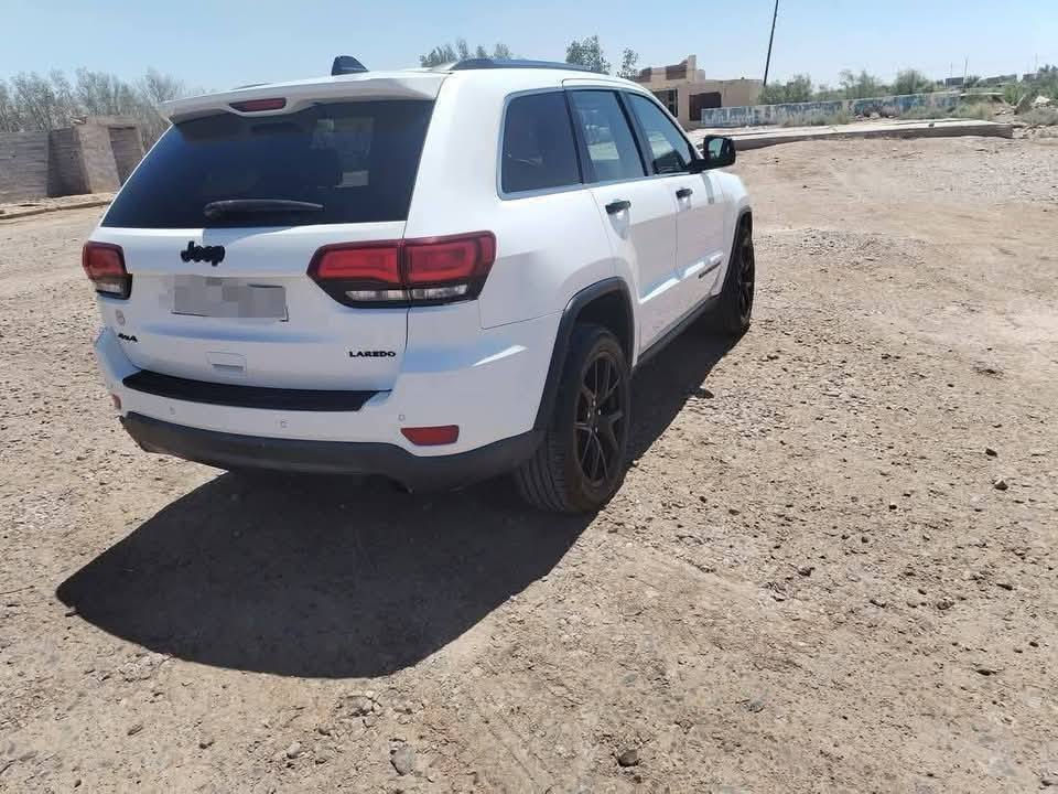 جيب موديل 2020 رقم اربيل حادث السياره شبر بارد فقط جميع الارباكات سليمه ***********
المواصفات:
1️ محرك 3600
 2  بصمة تشغيل + بصمة أبواب
3️ تشغيل عن بعد
4️ شاشه وسط كار بلي 
5️ كرسي السائق كهرباء 
6️ شوته رياضية kn 
7️ تيربو كهرباء 
8️ نظام اطفاء المحرك عند الوقوف 
9️ نظام سبوت تسارع 
10 ️ حساسات جانبيه نقطه عمياء 
11  نظام ECO تقليل صرف الوقود
