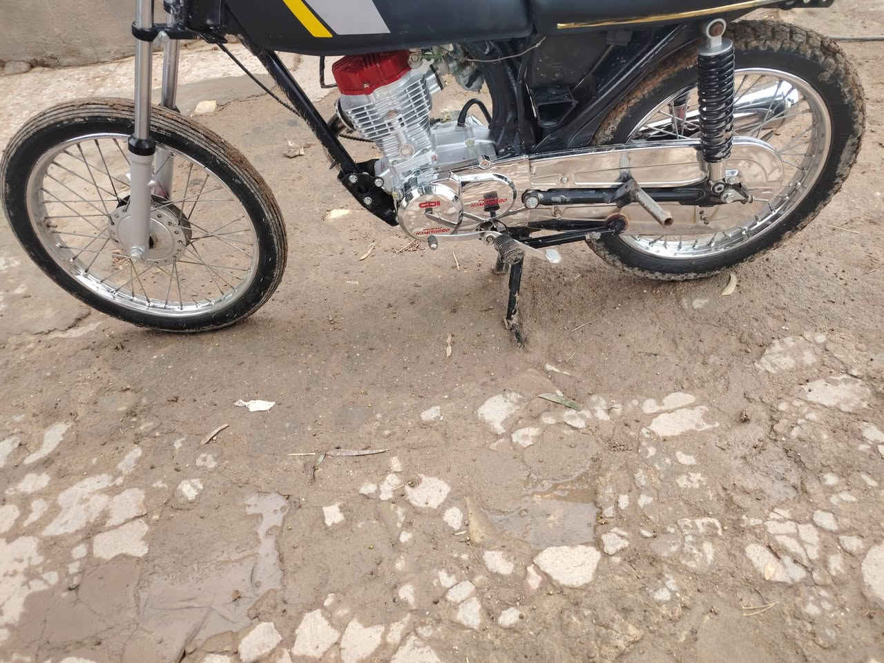 سلام عليكم تيربو للبيع صاله ١١ يوم من معمره دراجه كلش حلوه شراي يتصل 
*********** سعرها ٦٥٠ وبيه مجال
