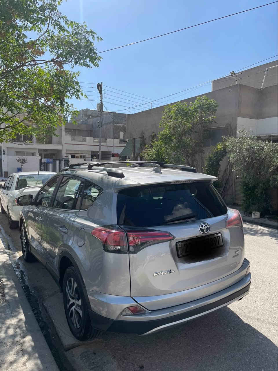 تويوتا راف فور ٢٠١٨ مواسةفات  LE ١ بارجةى سوبوخة شانسى بة شةرت ارباك سيستةمة كةميك سارةدة كوتى هةية ***********
٠٨٧٢٤٥٣٠١٨٥ أربيل, العراق
