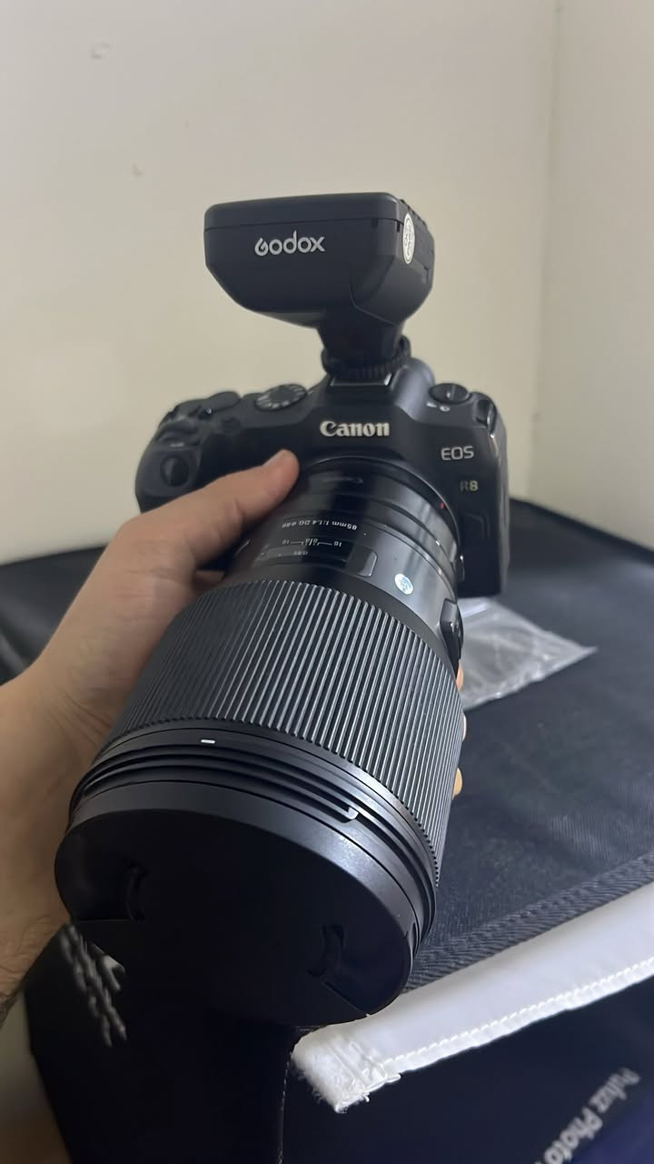 السلام عليكم عدسه كانون 85 سكما ارت للبيع السعر ٧٥٠ بيها مجال بسيط العدسه نظيفه كارتونه غراضها كامله مكاني بغداد ماعندي توصيل


**إذا كنت صاحب هذا الإعلان وتريد حذفه لأي سبب، رجاءا أرسل رسالة إلى الدعم الفني**