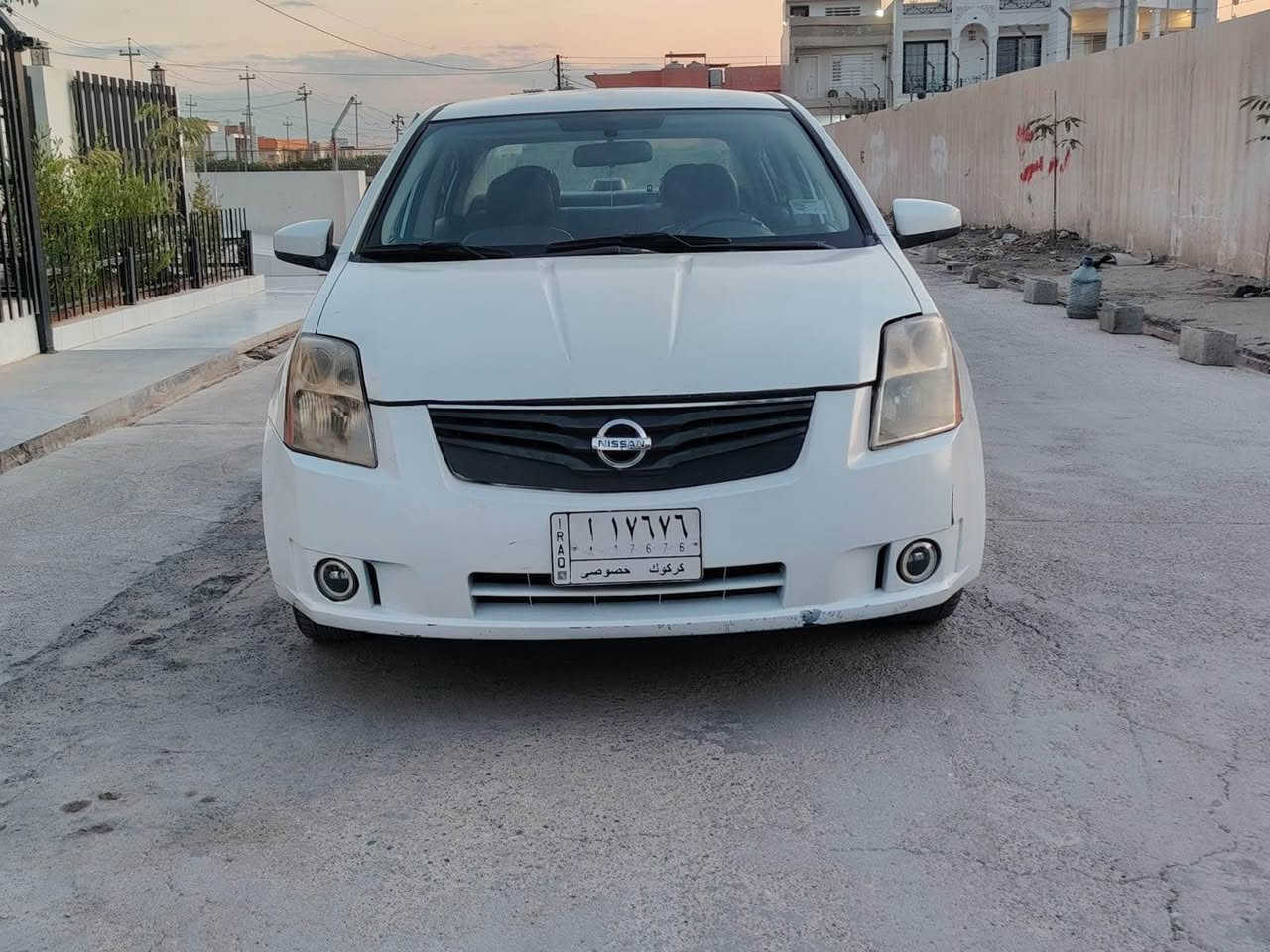 نيسان سنترا  أوتوماتيك 
موديل 2010
حزام صبغ 
بدون دواخل 
وسعر 57 ورقه 
وبيها مجال قليل 
وهذا رقمي(***********)
رقم كركوك مشروع واطني سنويه جديد وبيها دفتر بنزين
مكان سيارة كركوك كركوك, العراق
