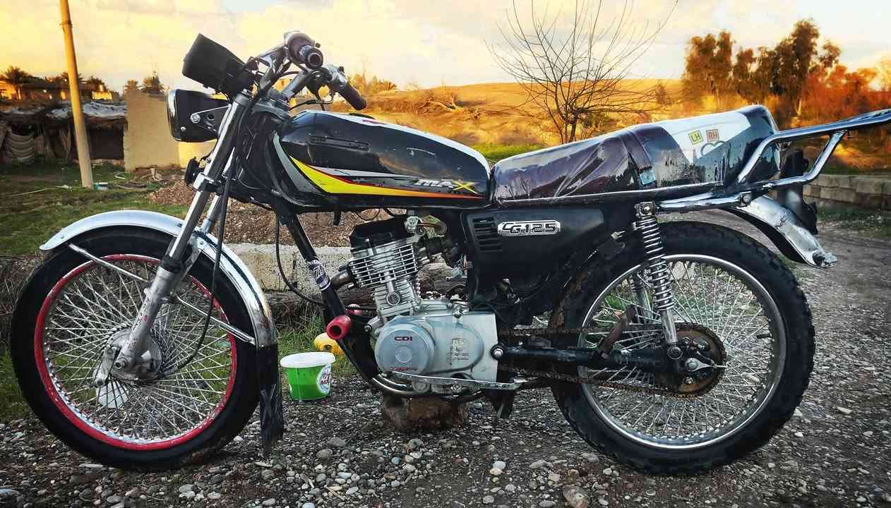 السلام عليكم موطور سونك 4كير
محرك ما مفتوح
موديل 2021
 كهربايات كلهه شقاله
 نضافه فول
شلعه ورزانه
موطور احله من الصوره
السعر 350وبي مجال قليل 
يرهم مراوس
يعوزو اغلاف زنجيل فقط
مو شراي لا تساحيني ولا تكسر بالسعر
مكاني: الزاب: الصباغيه 
ه‍ ***********
