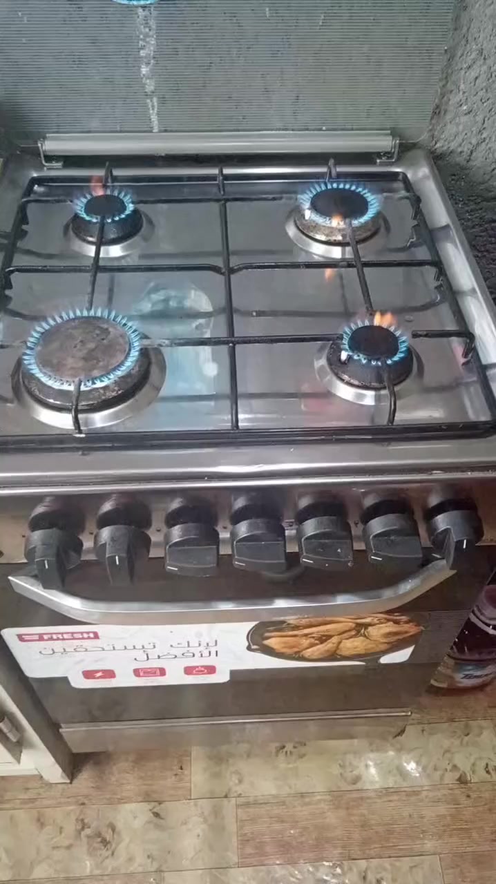 طباخ للبيع سعر ١٥٠ قفل اتصال ***********
