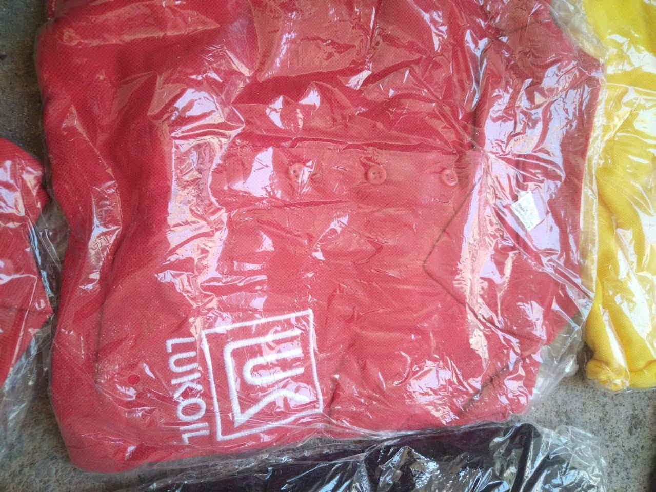 للبيع جمله فقط
قياسات. S. M. L. XL. XXL
قطني
الوان احمر اصفر حبري حليبي
عدد 42
سعر 120 وبي مجال 
للتواصل ***********
او خاص
