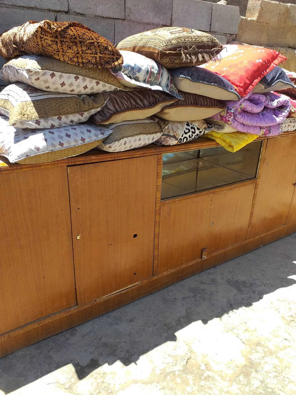 مخاد صوف  ولحف صوف  وبوفية  للبيع   قيم واخذ


**إذا كنت صاحب هذا الإعلان وتريد حذفه لأي سبب، رجاءا أرسل رسالة إلى الدعم الفني**