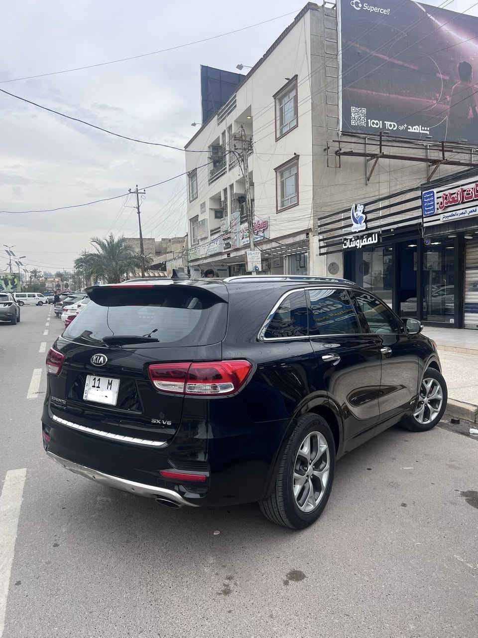 سلام عليكم سورنتو 2016 sx 
فول مواصفات 1/1 اعلى فئه 6 سلندر 7راكب 3قطع تبريد وشنو اتريد موجود بيه من مواصفات
حادث جدا بسيط جاملغ امامي جهة السائق فقط مبدل ومصبوغ شواصي لغود محرك كير مكفولات وبيه باب خلفي السائق صبغ السياره جديده جداً مال بيت صدر امامي خلفي جديد تخم تاير جديد كلشي بالسياره جديد ماشيه 92 الف ميل السياره باسمي تحويل ثاني يوم هزه جديده سعره 185 وبيه مجال كلش بسيط حك الجيه مكان بغداد الكرخ الشراي يتصل ويدلل ***********
