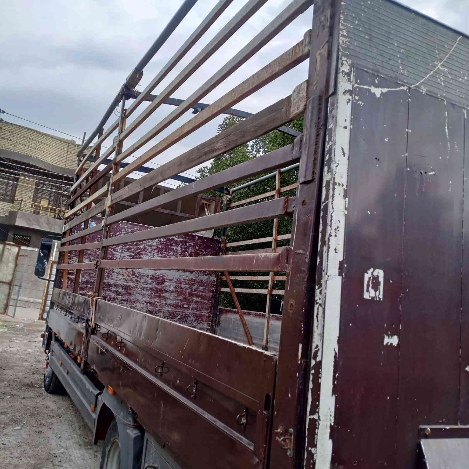 لبيع اتيكو دبلو مفصول موديل ٢٠٠٧ سنويه هزه جديده الطول سته واربع المكينه اربعه سلندر سته برغي مكفوله عامه رقم اربيل انكليزي ***********
