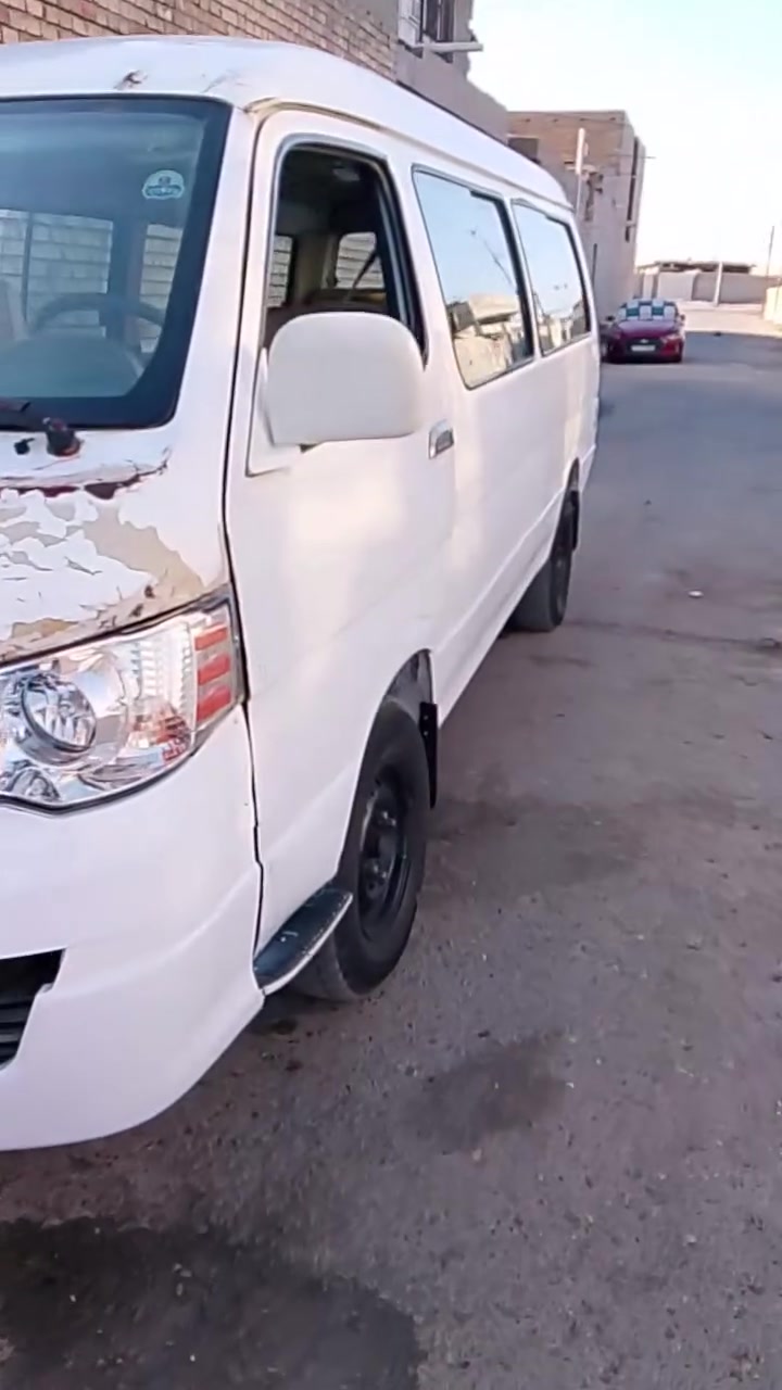 السلام عليكم اج وان موديل 14 سياره مال مصرف موفايه ما عليه شي تحويل مباشر سياره خير من عليه غرمات مليون و 300 وضربه على مشتري هيئه ما مسجله أو مراوس مكان بغداد حي النصر السعر 45 بيه مجال رقم الهاتف ***********
