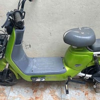 دراجة كهربائية • يحتاج بطاريات • ١٧٥