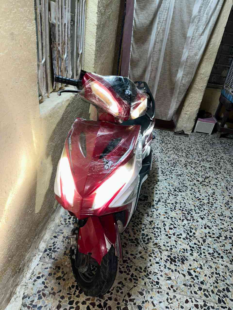 سلام عليكم دراجه جانبو دراجه خير من يم الله مكينته ناعمه السعر 300 وبي مجال ***********
