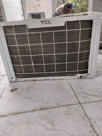 مكيف شغال تدفئه تبريد ع الفحص سع 250 الشراي يتصل 07808301552 بي واتساب