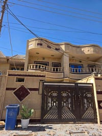 دار للبيع نافذ ع شارع كراج 150م وجه ٥ م نزال ٣٠م السعر ٩٥ قابل للتفاوض...