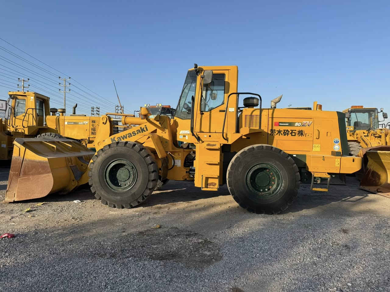 شفل حجم 80 ZV محرك هينو بم ونوزل 
كفاله عامه جديد منفيس بصرة دخول جديد
اتصال ع الارقام التاليه
***********
***********
البصرة الزبير 
صلاح صنگور
