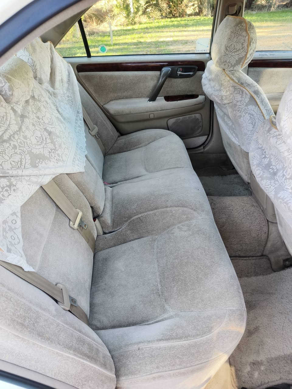 سلام عليكم ملكه للبيع جديده كلش نضيفه مكفوله من ضربه والكص ونقل جثه   رقم صدامي مكينه ديفور جبير دكمتين برده خلفيه سعر ٥٥ المكان النجف ***********
