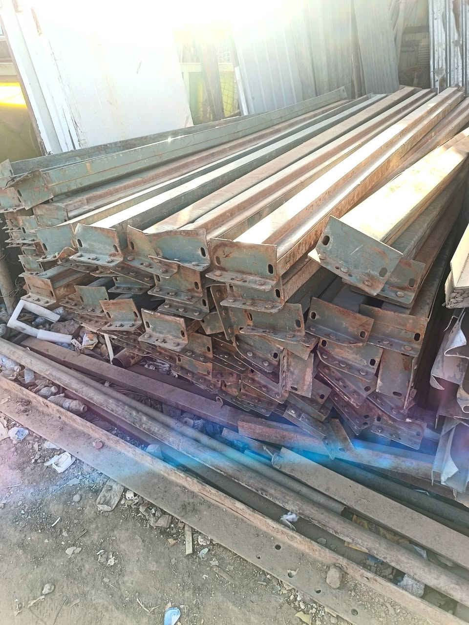 سلام عليكم مرخصه مدير الكروب يوجد دنك الطول 280 العدد 110 الاتصال على الرقم ***********
