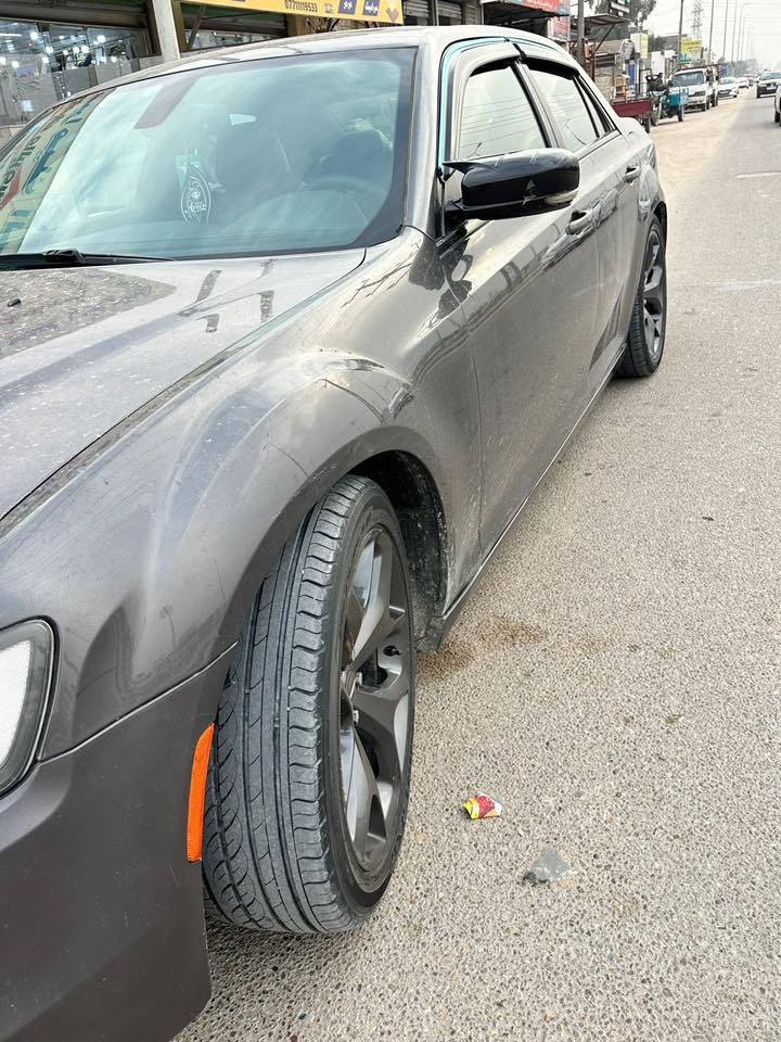 سلام عليكم اوباما اوباما ٢٠١٥ بيهه أربع قطع بدون دواخل رقم بغداد أنكليزي باسمنه سياره جاهزه للأخير مكينه ١٨ هسه شاده تخم تاير بل كارتون مكاني كربلاء *********** السعر ١٨٥ وبيهه مجال
