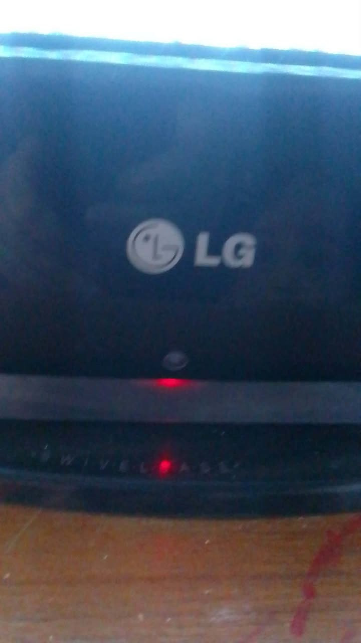 للبيع تلفزيون قديم اليجي شغال


**إذا كنت صاحب هذا الإعلان وتريد حذفه لأي سبب، رجاءا أرسل رسالة إلى الدعم الفني**