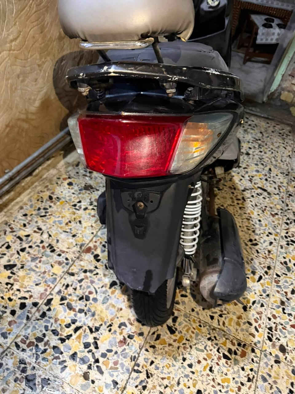 سكنس فحل نوزل مكفوله بي ملاحضه بسيطه من تدوس سكليتر للاخير تكطع السعر 550 الف وبيها مجال مكاني بغداد زعفرانيه 
***********
