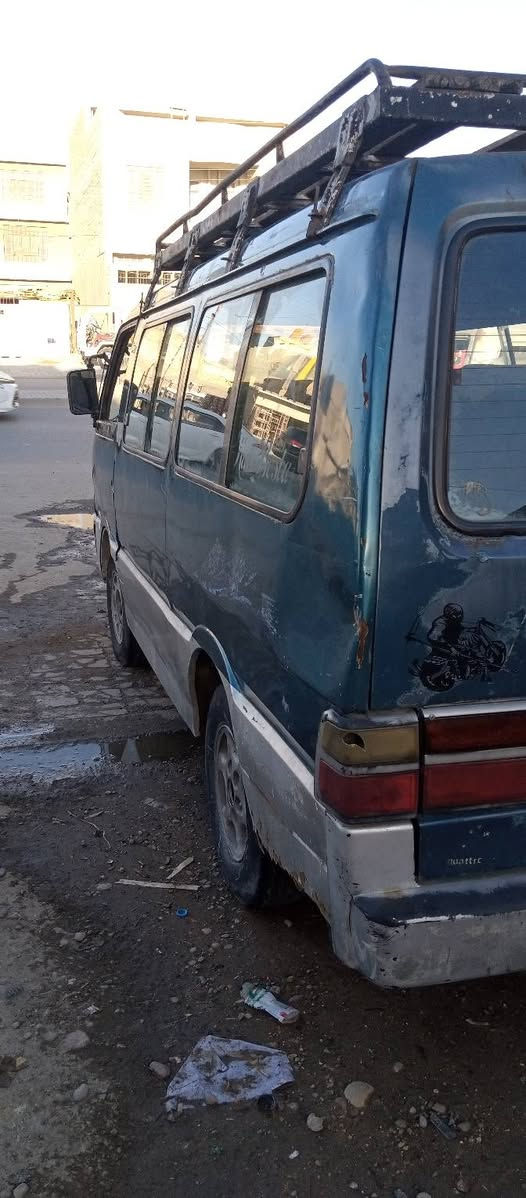 السلام عليكم كيا بسته الماني بغداد مكينه خيط بخار جدا بسيط تخم تاير شواصي نضاف صاحبها الشرعي يسوي وكاله السعر 20 وبيها مجال للاستفسار الاتصال علي الرقم 
***********
