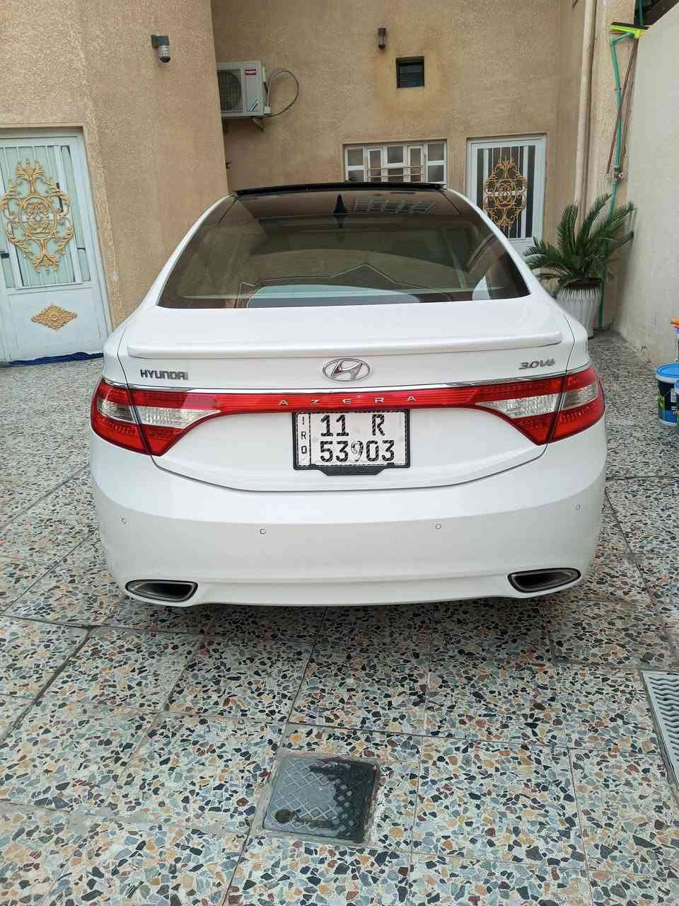 للبيع ازيرا  خليجي 2014
محرك 6سلنر 3000
رقم بغداد هزه جديد لوحه جديده
شرط التحويل
مواصفات السيارة
بردات خلفيه  وبردّه كهربائيه
بصمة جنطة
تحكم استيرن
مانع انزلاق
تبريد خلفي
ويل اكروم
لد امامي
اشاير بل مري
مري شفط
مدخل AUX + USB
تخم تاير
وباقي المواصفات المعروفة
اخوان سيارة كلش حلوة وجديدة ومابيها نواقص وجاهزة للاخير من كير وتبريد وحدادية  جديده امامي وخلفي  مسويها  السياره
والسونار بصور
***********
السعر 140 وبيها مجال
