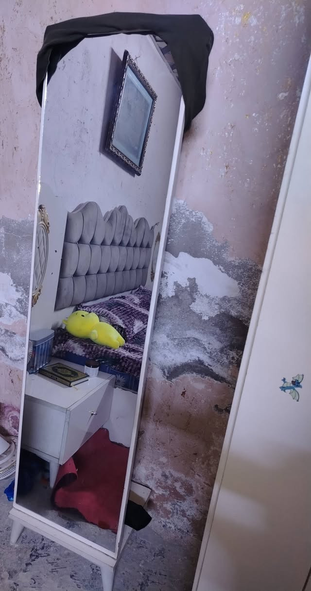 السلام عليكم
غرفه تركيه 8 قطع نـظافة 70/100
مع دوشك تركي مع  بطانيه وديباج 
قـيم بالي يـرضا الله
مكاني مدينة الصدر


**إذا كنت صاحب هذا الإعلان وتريد حذفه لأي سبب، رجاءا أرسل رسالة إلى الدعم الفني**