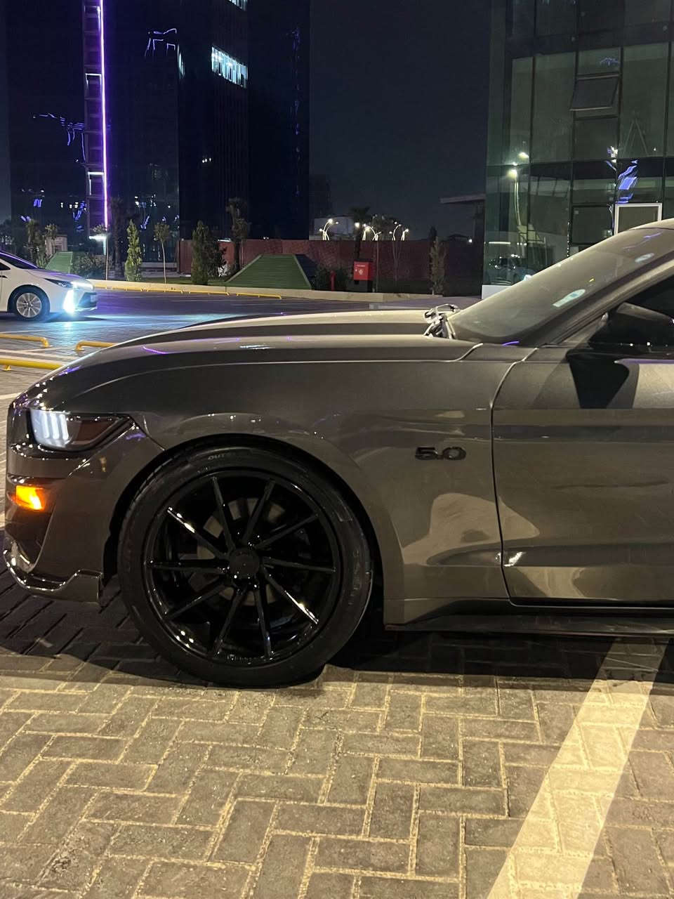 مۆستانگ V6 2016
گیر محرک ئەکسل بشرط
سیارە ماشی ١٢٥
٤قتح مسبوخ 
شاسی و بەتانە بشرت مابیها سبخ و محجون 
ئیرباگ دەشبول بشرط بیلادی ماتاگ
سیارە کلش حلوو و نضیف
حلیها کملیات حلوو
تایر جدید دهن جدید
رقم اربیل جدید 
تحویل وخرامە بشرط
133$
***********
مۆستانگ ٢٠١٦ 6V
سیارەکە ١٢٥ رۆیە
٤پارچە سبوخە
شاسی بەتانە بەشەرتە سبوخ  و مەحجونی نیە
ئیرباگ دەشبول بەشەرتە
کمەملیاتیکی جوانی بۆ کرایە
تایە و رۆنی نویە 
رقم هەولیر
تەحویل و خرامە بەشەرتە
133$ أربيل, العراق
