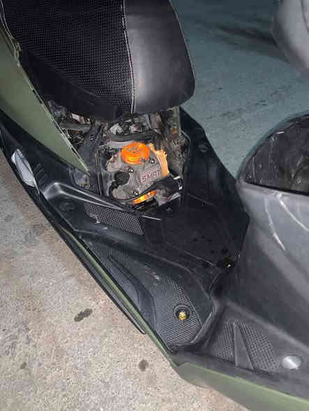 سلام عليكم سكنس شمعه للبيع مزوده فول الدراجه ماناقصها اي شي مكينه رياضي مكاني نجف 
*********** 
سعر مليونين قفل
