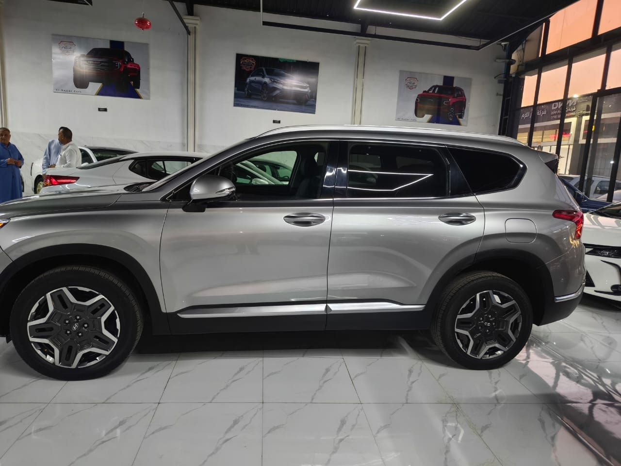 سنتافي وارد امريكي 
اللون سلفر
موديل2023
محرك 2500  توربو 
صبغ قطعتين البوند والجاملغ الامامي
مكينه اوكير انطيك بيها شرط   
رقم اربيل الدولي السنويه جديده
فول مواصفات
السقف بانوراما
تحكم استيرن جهتين
كشنات جلد 
السعر ٢٢٥ $ 
للاستفسار على الارقام التالية ....
☎️***********
☎️***********
