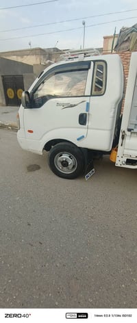 كيا حمل للبيع موديل ٢٠١٠شاصي مكفول سياره مكفوله مكينه بيه خيط بخار قلي...