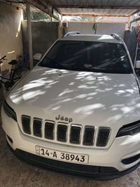 سياره جيب شيروكي بزون موديل2019  سياره اصوليه بسمي سعر150بيه مجال   تف...