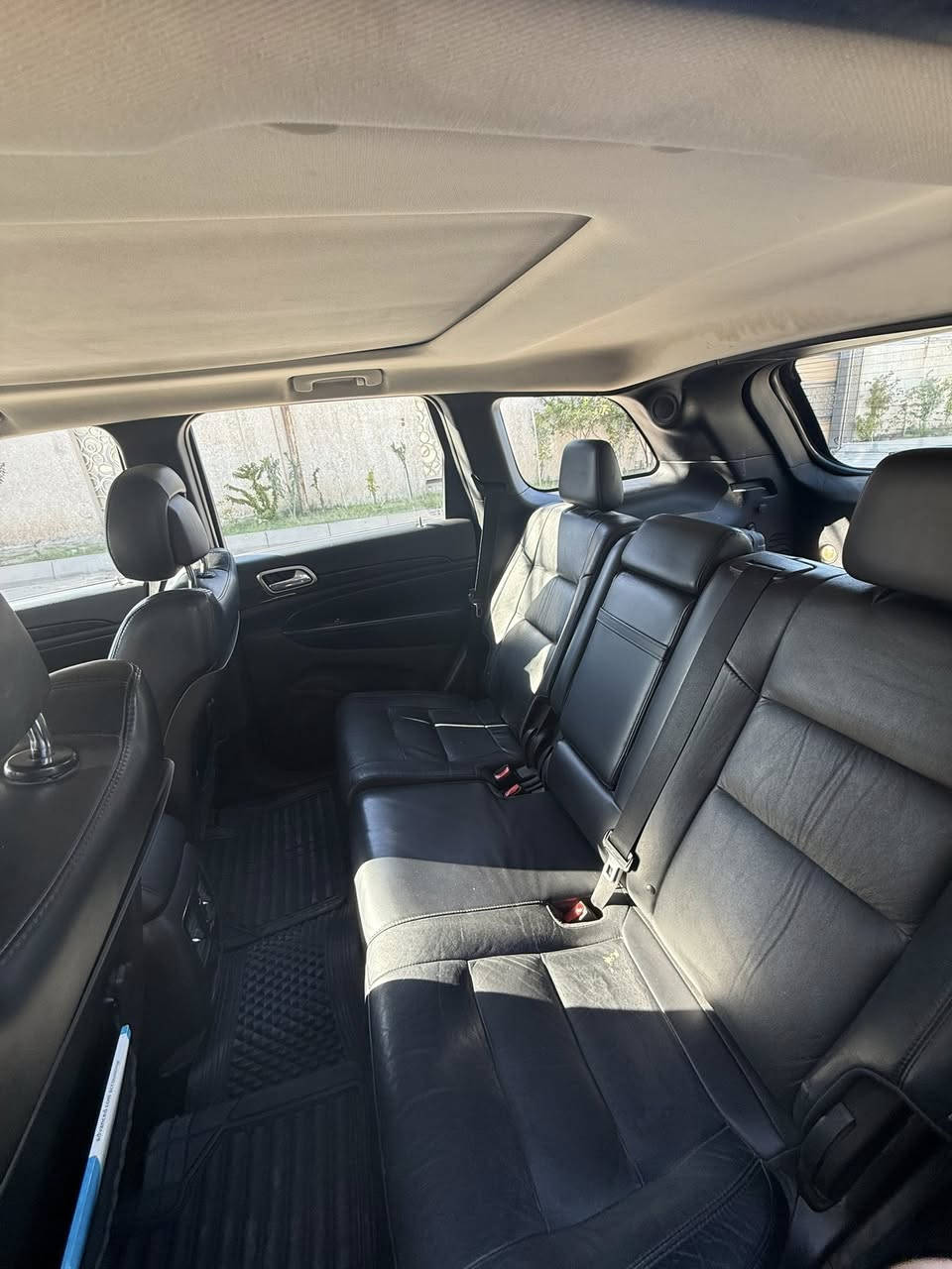 سلام عليكم 
جيب لاريدو 2012 ضرر جاملغ خلفي سياره جاهزه وحلوه مكاني الكريعات مواصفات
تشغيل عن بعد
فتحه+بنوراما
كشنات اماميه كهرباء
شاشه وكامره خلفيه +حساسات
بصمه ابواب
تخم تاير جديد
صدر امامي جديد
سنويه باسمي 
السعر 158 وبيها مجال 

***********
