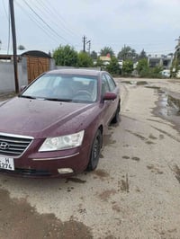 سوناتا ٩ خليجي بدون حادث بيهه بارد باب خلفي وجاملغ جهه السايق شي قليل ...